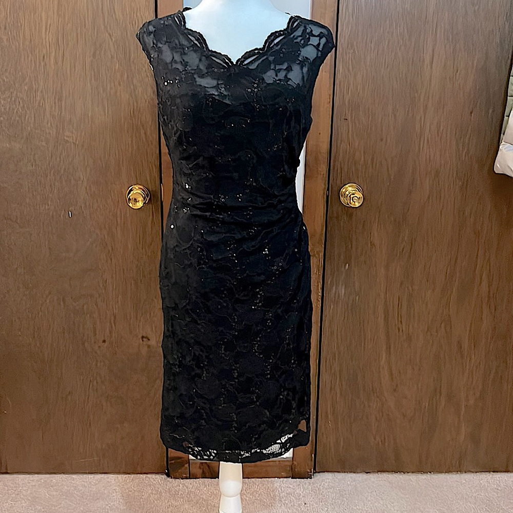 Lauren cocktail dress.  Black size 10.